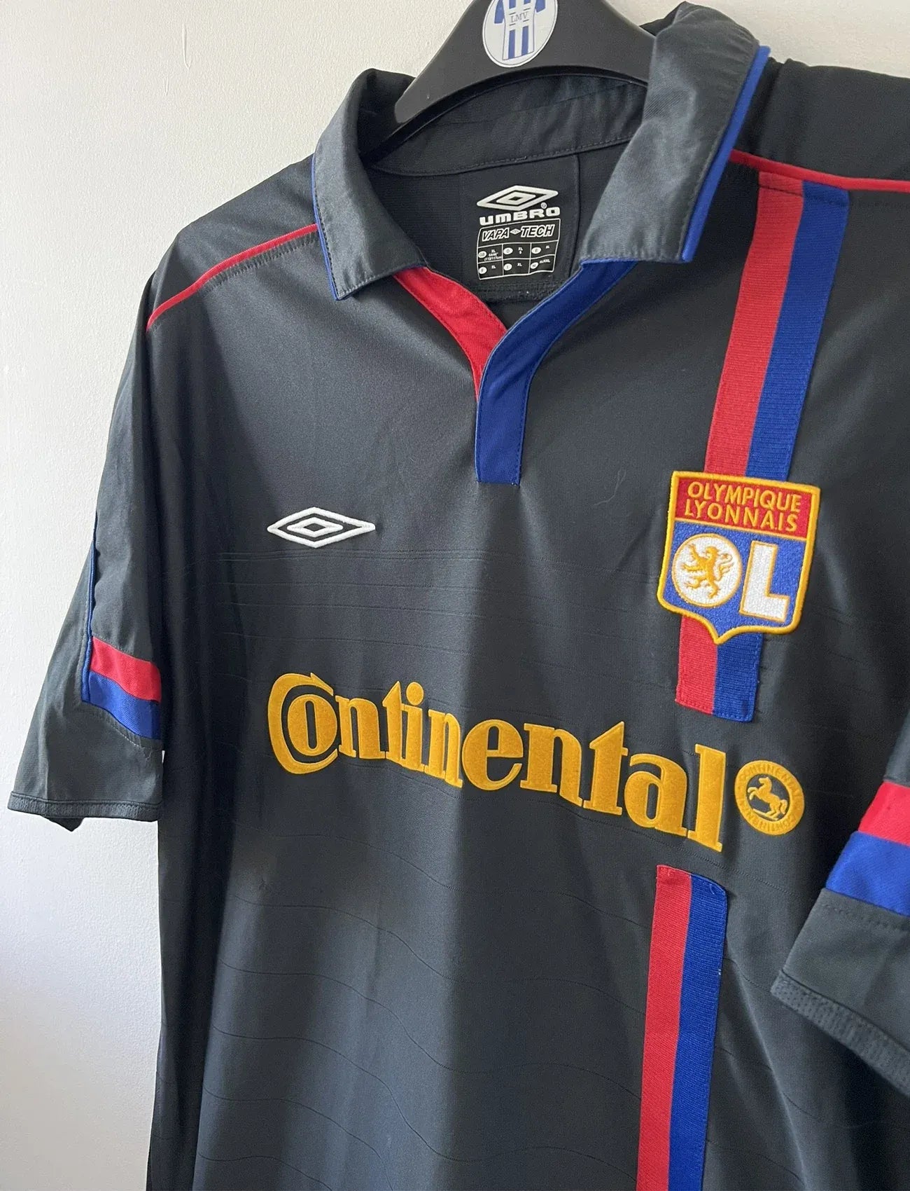 MAILLOT Olympique Lyonnais extérieur #8 Juninho 2003/2004