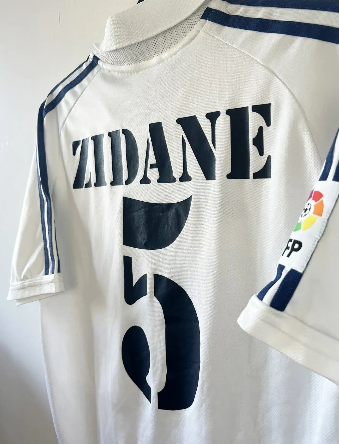 MAILLOT Real Madrid domicile #5 Zidane 2001/2002